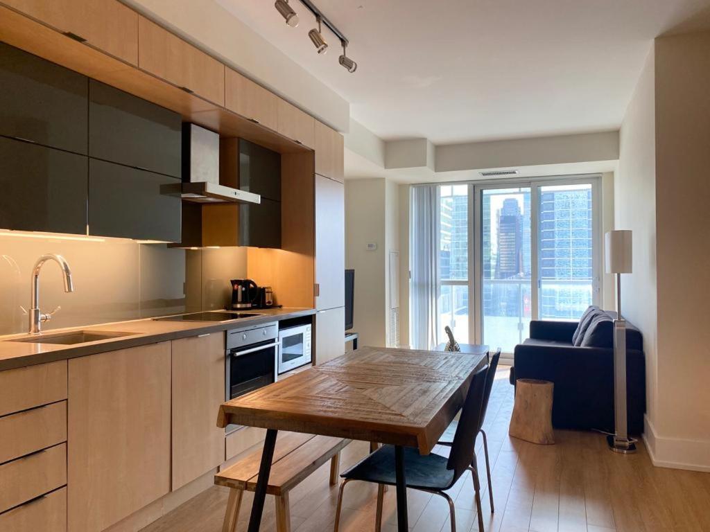 Grand View 2Br/2Ba Condos Cn Tower,Union,Tiff/Mtcc Toronto Exterior photo