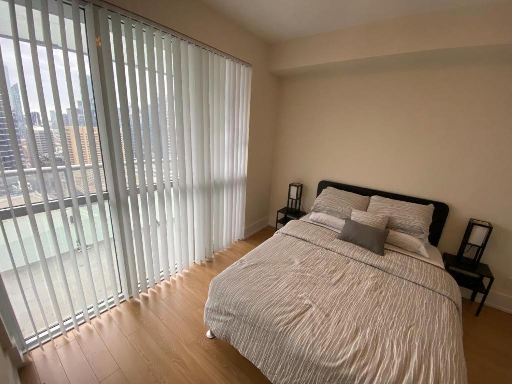 Grand View 2Br/2Ba Condos Cn Tower,Union,Tiff/Mtcc Toronto Exterior photo